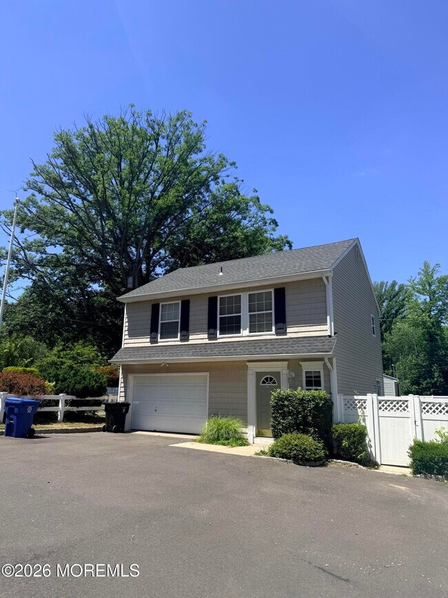 Foto del edificio - 150 Magnolia Ln