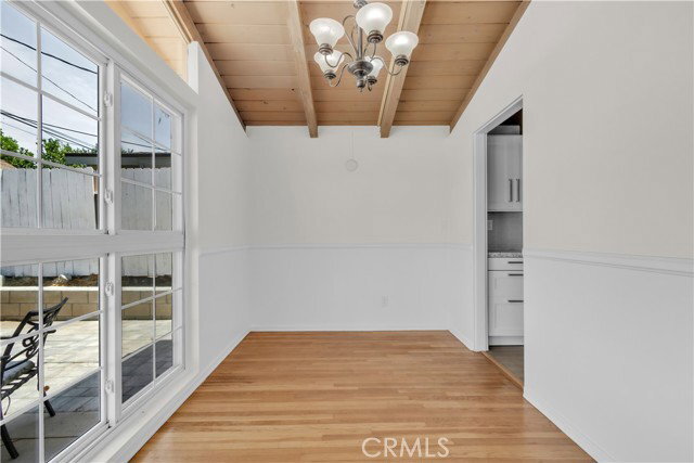 Foto del edificio - 16433 Kingsbury St