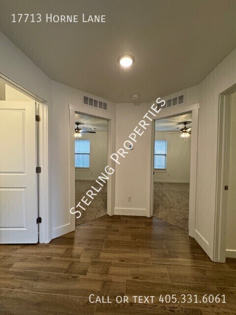 Foto del edificio - 17713 Horne Ln