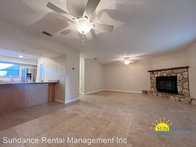 Building Photo - 3 br, 2.5 bath House - 42 7th Avenue #128