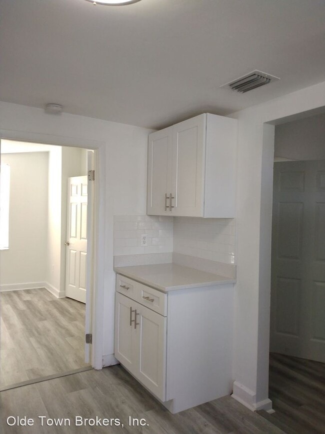Building Photo - 2 br, 2 bath House - 37 N Hill Ave Unit B