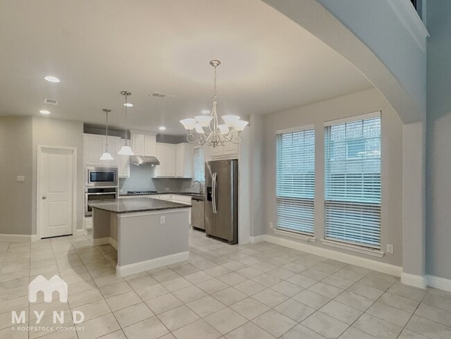 Foto del edificio - 3309 Damsel Sauvage Ln