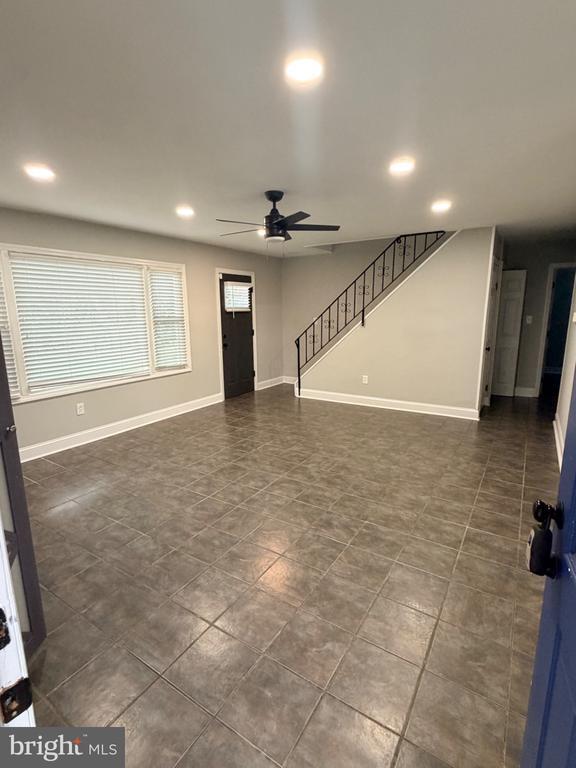 Foto del edificio - 129 Pheasant Ln
