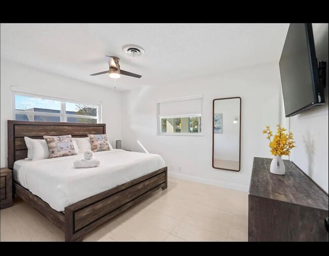 Foto del edificio - 5040 NE 22nd Ave
