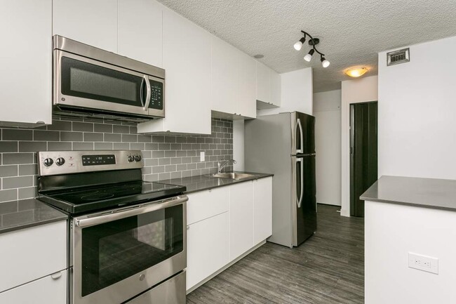Interior Photo - Beacon Place