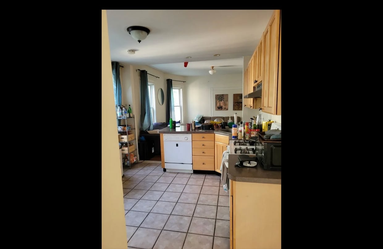 Primary Photo - 12 Cutter Ave