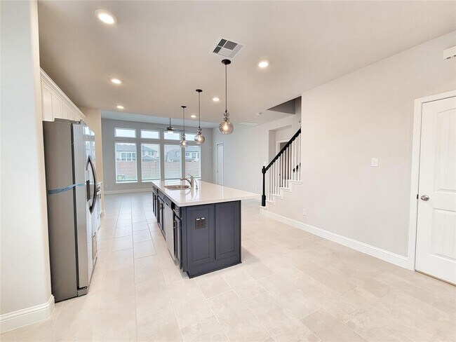 Foto del edificio - 1723 Harvest Lake Dr