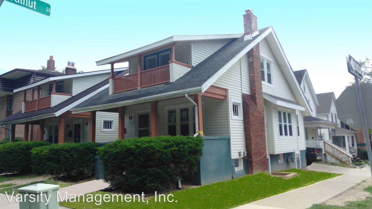 Primary Photo - 6 br, 2.5 bath Room For Rent - 1500 Geddes