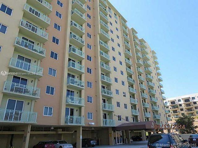 Foto principal - 3500 Coral Wy