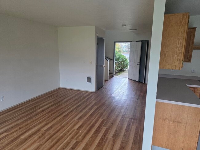 Foto del edificio - 264 Ecols St S