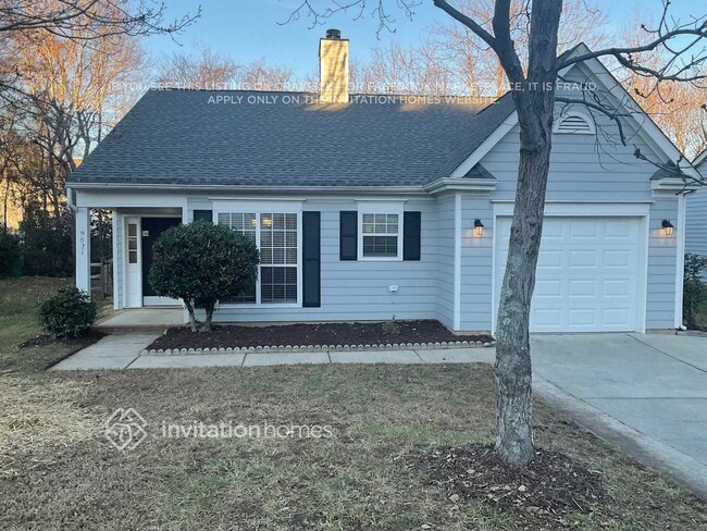 Building Photo - 9821 Stephen Thompson Ln