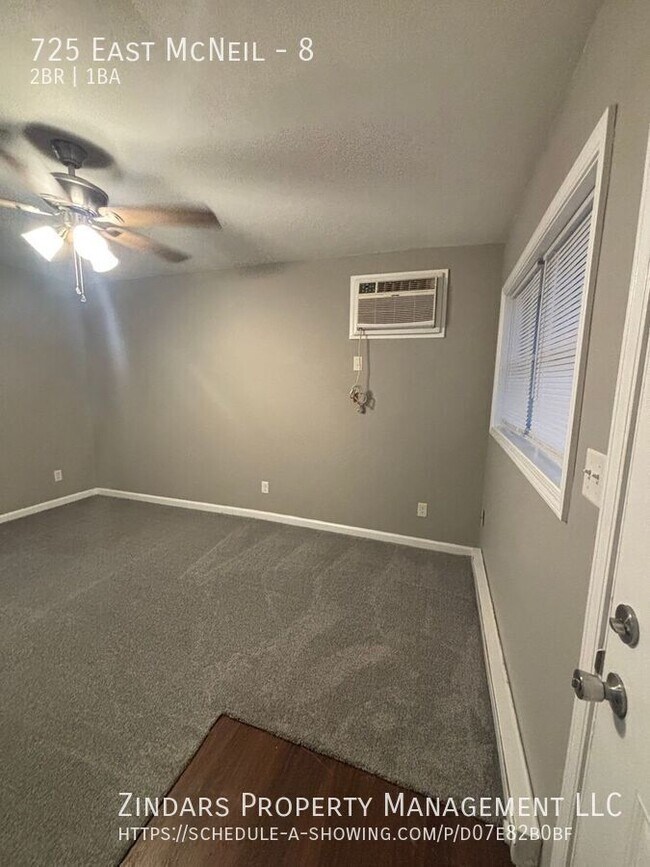 Foto del edificio - 725 East McNeil-8