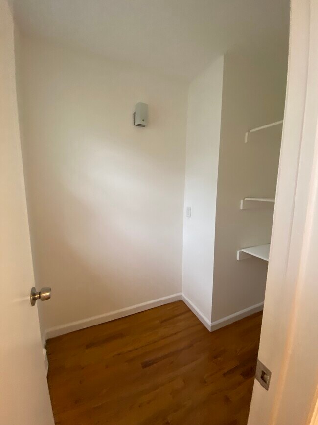 Foto del edificio - Rental by Owner