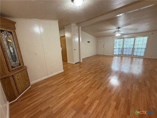Building Photo - 1808 McIver