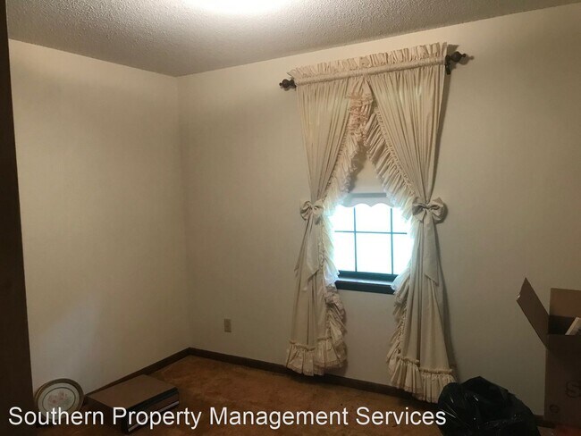 Building Photo - 3 br, 2 bath House - 105 Rabun Ave