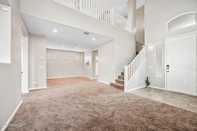Foto del edificio - 295 N 199th Dr