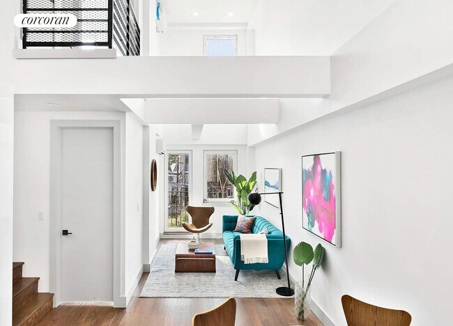 Foto del edificio - 894 New York Ave