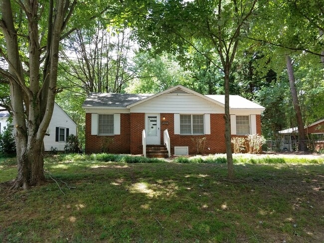 Photo - 3525 Draper Ave House