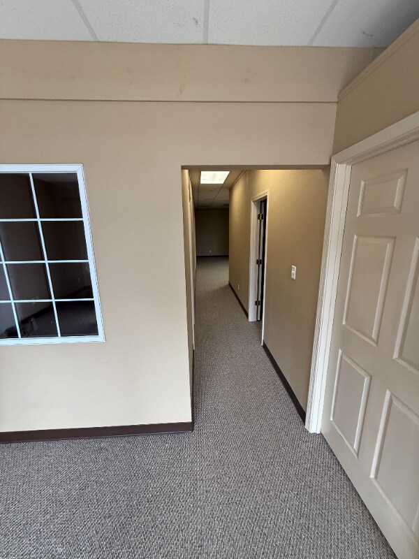 Foto del edificio - 3131 Airport Rd