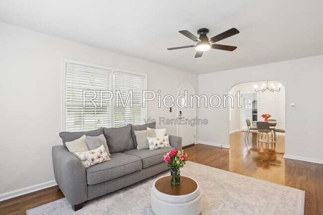Foto del edificio - 980 Brookdale Dr