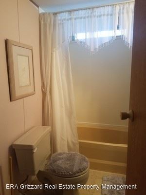 Foto del edificio - 607 Cottage Park Ln
