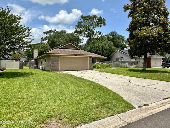 Foto del edificio - 3288 Deerfield Pointe Dr