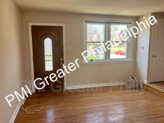 Building Photo - 7019 Sprague St