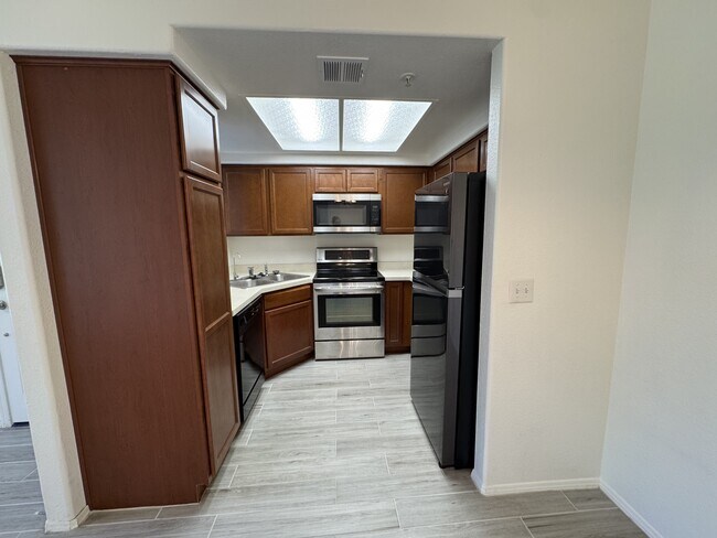 Foto del edificio - 1825 W Ray Rd