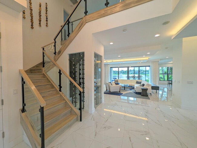 Building Photo - 17299 Pagoda Palms Dr