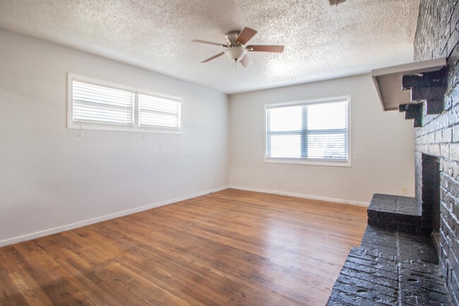 Building Photo - 3721 31st St