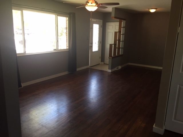 Foto del edificio - 1614 Tesla Drive