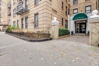 Building Photo - 43-10 44th St