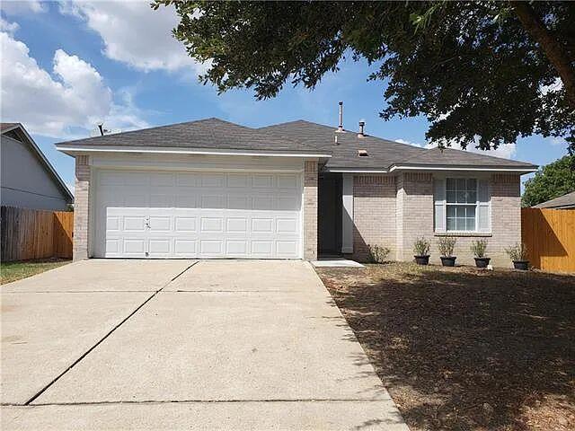 Foto principal - 107 Meadowside Dr