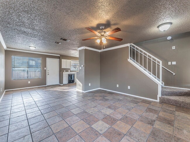 Building Photo - 13806 Letti Ln