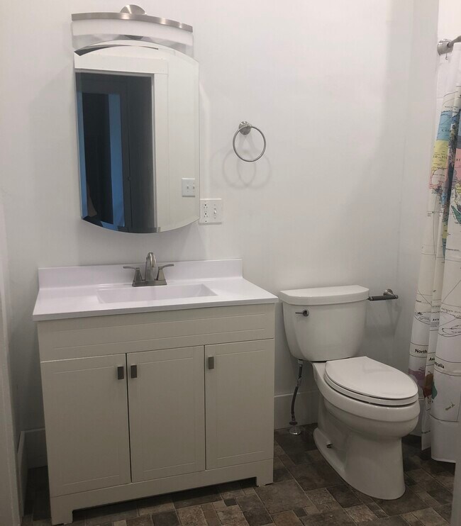 Second floor bathroom - 1106 S Center St