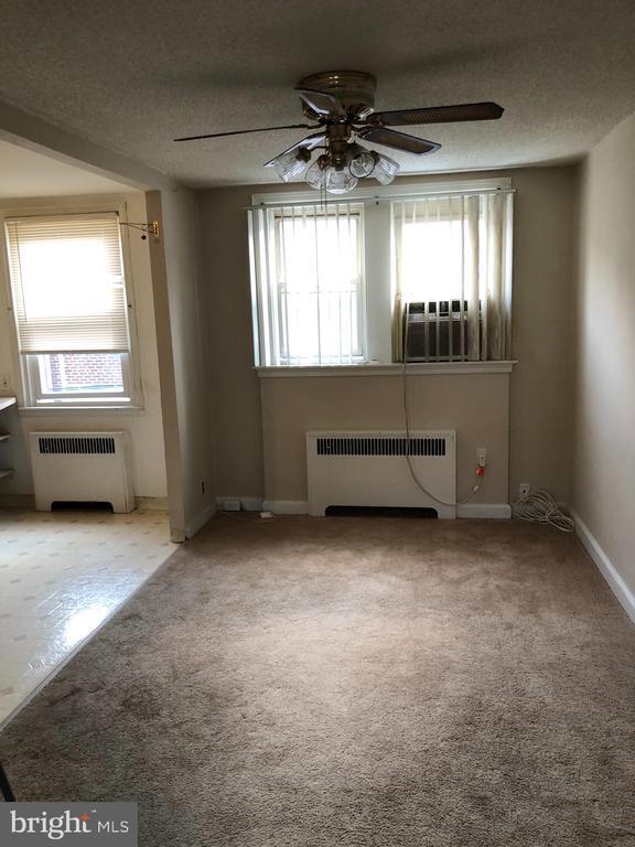 Foto del edificio - 4224 Chippendale Ave