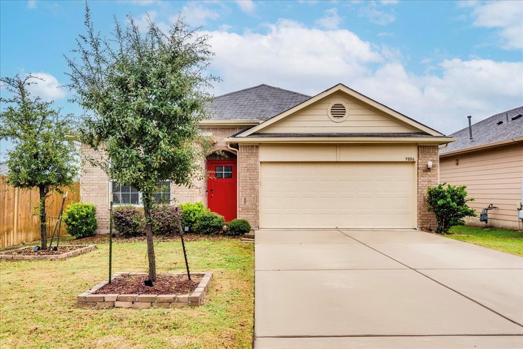 Foto principal - 9806 Baden Ln