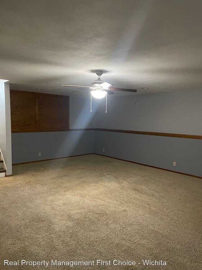 Building Photo - 5 br, 3 bath House - 10201 W Prairie Woods St