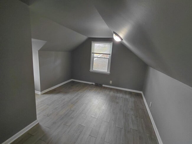 Foto del edificio - 6175 Guilford St