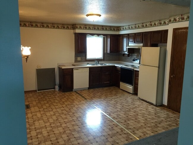 Building Photo - 1017 S 12th St