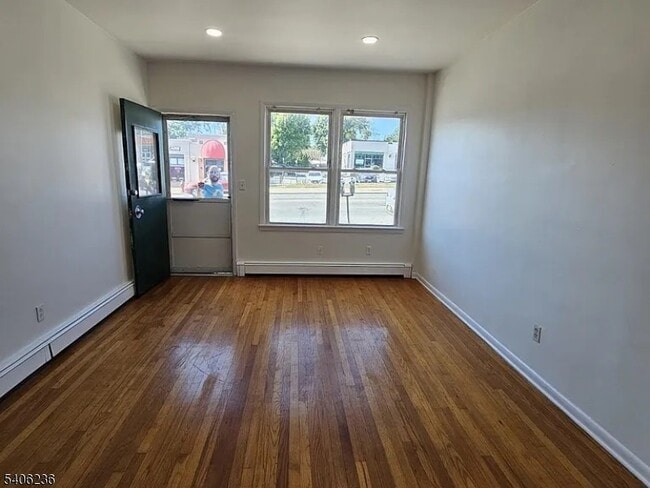 Foto del edificio - 502 Washington Ave