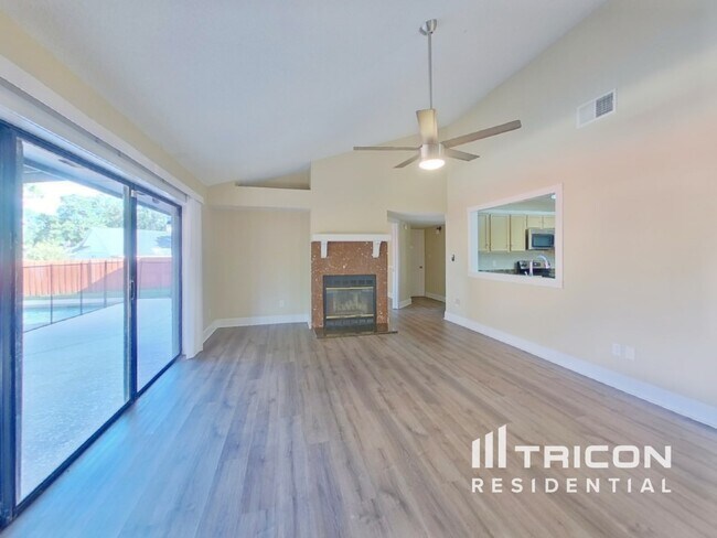 Foto del edificio - 1005 Faircloth Ct