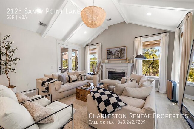 Foto del edificio - 2125 Sandy Point Ln