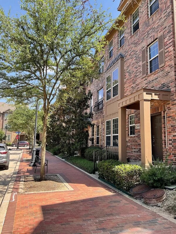 Photo - 3890 Everwood Lane Townhome