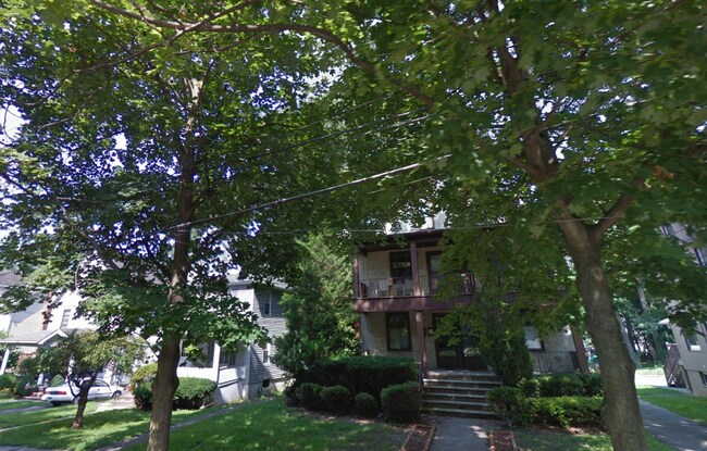 Building Photo - 1713 Jefferson Ave