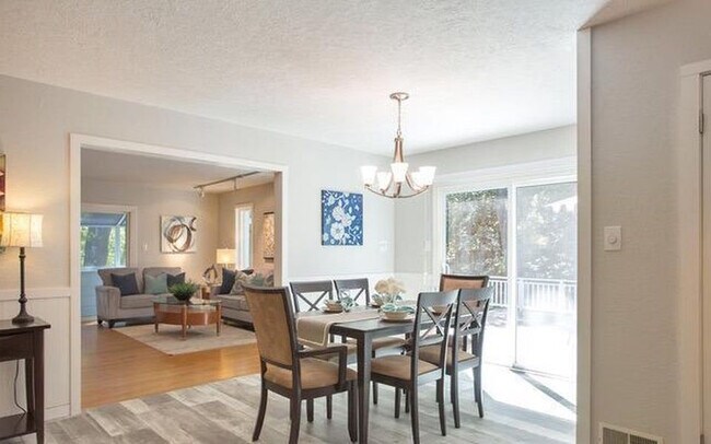 Dining room overlooking deck and ravine - 4111 Hidden Valley Rd