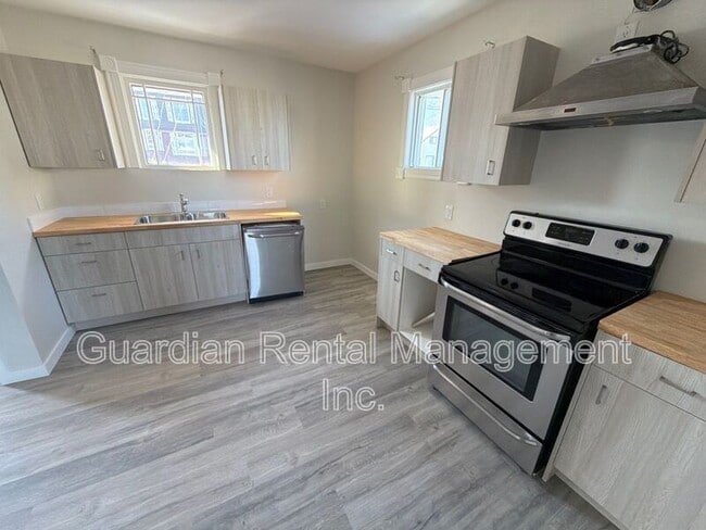 Building Photo - 1 Nugent St