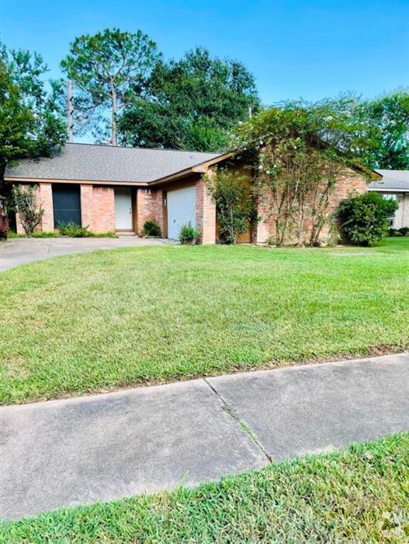 Building Photo - 2606 Carson Dr
