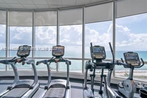 Foto del edificio - 2 br, 2 bath Condo - 6365 Collins Ave Apt ...