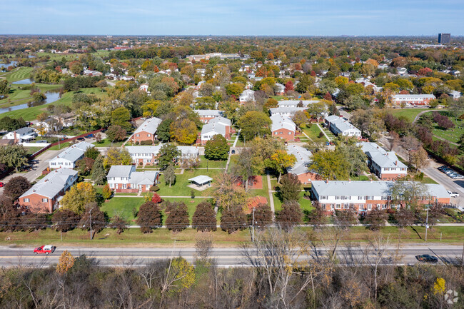 Aerial Photo - Colonial Village Co-Op